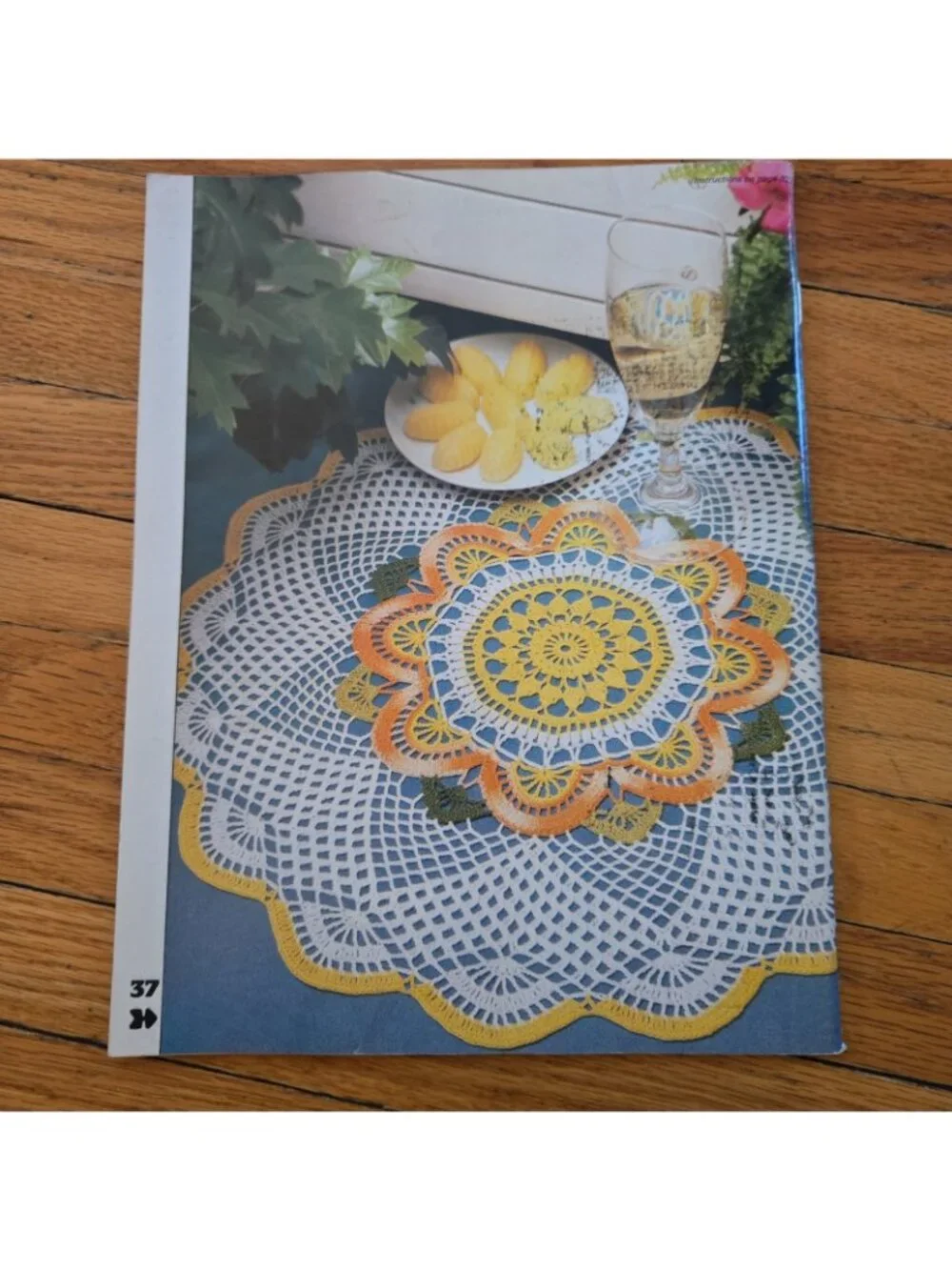 Magic Crochet Magazine June 1988 Number 54  Bedspread, Tablecloth, Filet